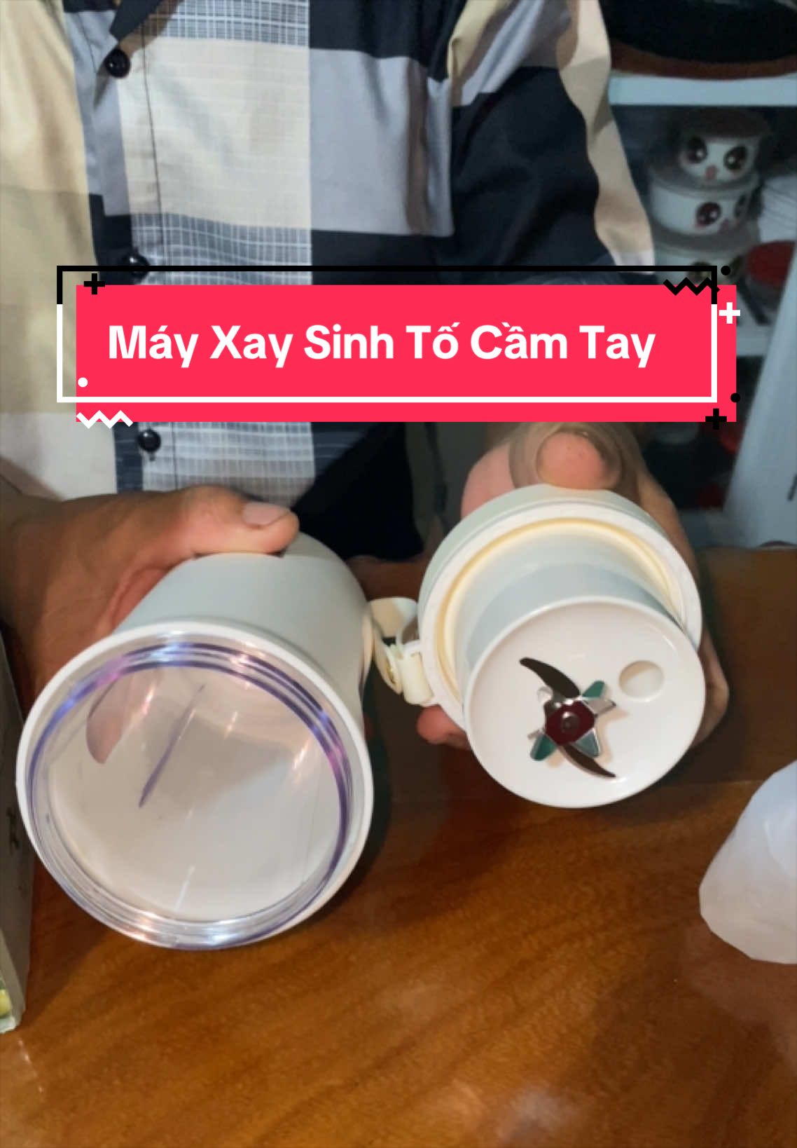 Máy Xay Sinh Tố Cầm Tay #mayxaysinhto #mayxaysinhtomini #mayxaysinhtocamtay #2chaconphuockha #reviewsanpham 
