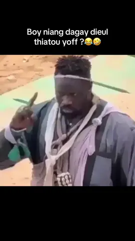 Boy niang dagay dieull thiatou yoff?😂😂@ᙖᙀᙀᖇ ᙅᕼᙓIKᕼ 🤴🏽 #viralvideo #senegalaise_tik_tok #😂😂😂 