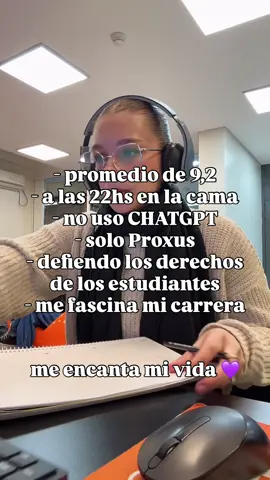 me encanta mi vida Además no estoy abierta a discusiones: PROXUS es mucho superior de cualquier otra IA de estudios y te puedo dar varios motivos: primero porq te organiza todo por bloque, desde lo más sencillo hasta lo más complejo, y a cada suma de 3 bloques, te arma tests para saber si de verdad pudiste integrar el contenido, y al final de todo, un examen integrador, full full. Y dependiendo de tus exámenes, podes enfocarte más en test y flashcards si son a desarrollar o choice, utilizar los podcast para poder entender con ejemplos del día a día 💜💜