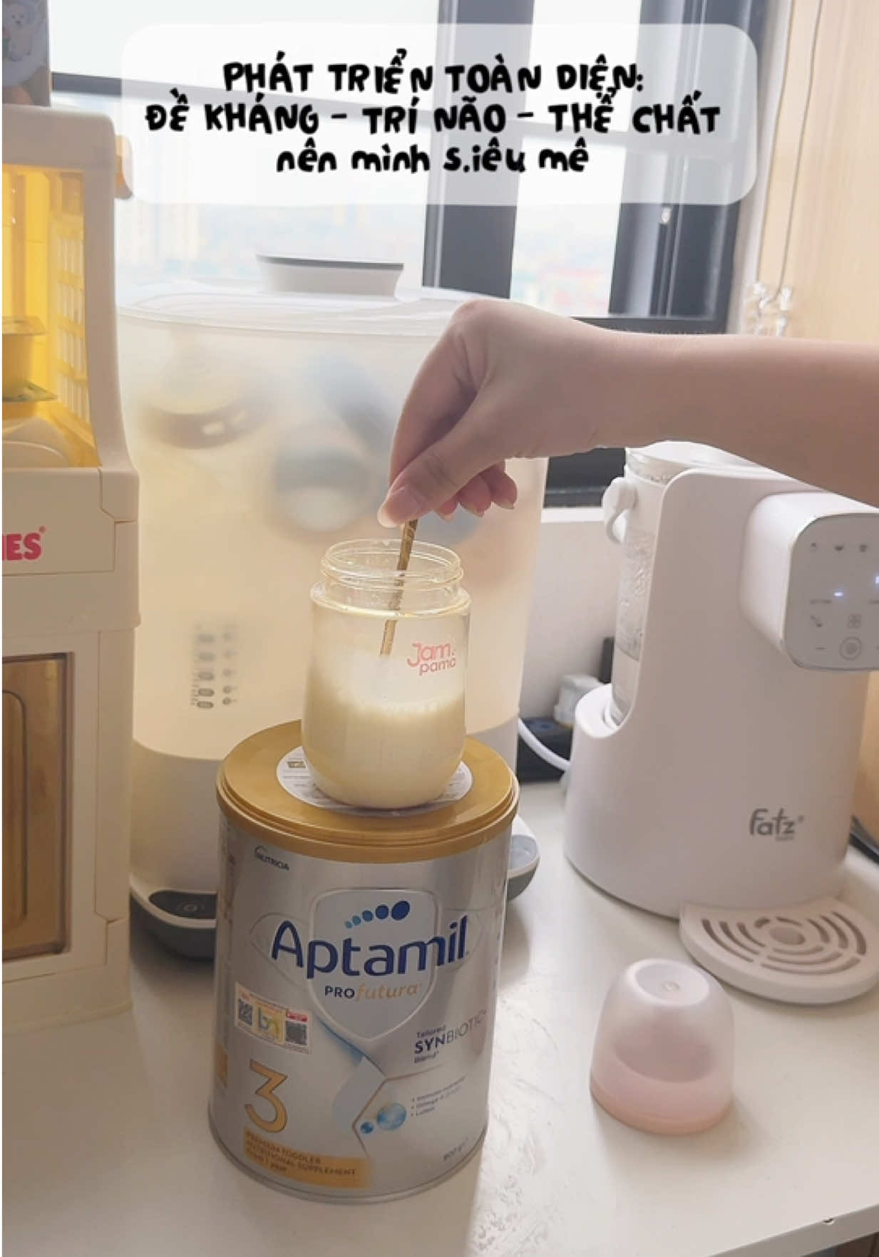 Routine một buổi sáng của Mira #meapta #hoimeapta #aptamil #xh #viral 