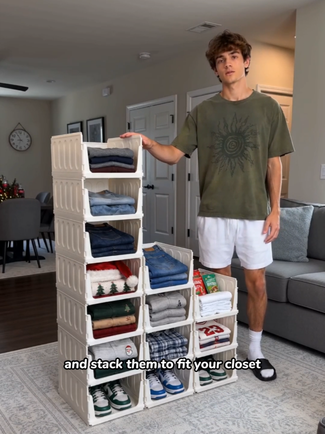 These storage baskets turned wasted space into useful storage instantly 👀 #homeorganization #declutter #closetstorageideas #toyorganization #smallspaceorganization 