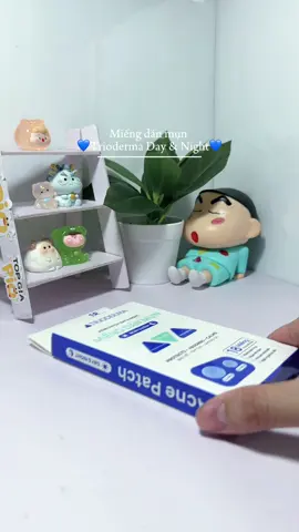 Miếng dán mụn nhỏ xinh, hỗ trợ hút dịch và bảo vệ nốt mụn, dùng ngày hay đêm đều tiện ✨  #vzone #trioderma #chamsocdamun