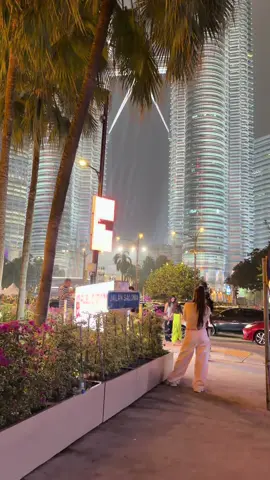 Walk in Klcc #kualalumpur #fypシ゚viral #foryoupage #Malaysia 