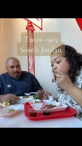 Muy  ricos, los tacos de @T@Tacos 1905stilo Tijuana.  #u#utaht#tacose#estilotijuanam#michelada