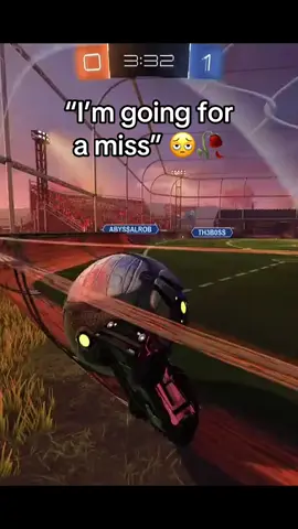 Who tf goes for a miss 😭 #rocketleaguehighlights #creatorsearchinsights #rl #funny #targetaudience 