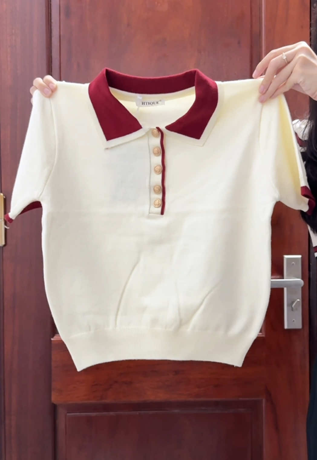 Áo polo len tiểu thư cúc đồng @HTIQUE 
