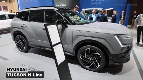 Hyundai TUCSON N Line 2027 (PHEV) MỚI | Đánh giá hình ảnh chuyên sâu Hãy cùng xem chi tiết chiếc Hyundai Tucson N Line 1.6 Turbo plug-in Hybrid AWD hoàn toàn mới năm 2027, mẫu xe đã được trưng bày tại Triển lãm Ô tô Paris 2026. Màu sắc: Xám bóng Dòng thời gian: 0:00 Ngoại cảnh 1:25 Nội thất ghế trước & kiểm tra chất lượng 3:48 Chi tiết ngoại thất 4:50 Ghế sau bên trong 5:34 Hệ thống đa phương tiện & chế độ lái 6:16 Thân cây 6:47 Bảng thông số kỹ thuật