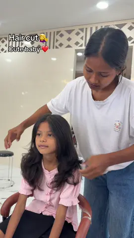 Hair cut 💇‍♀️ #lamahi_dang🇳🇵😊 #monikamakeupstudio #haircut 