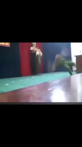 em muốn làm cảnh sát nhảy hiphop#trending #xuhuong #viralvideo #emmuonlamcanhsat #viralvideo 