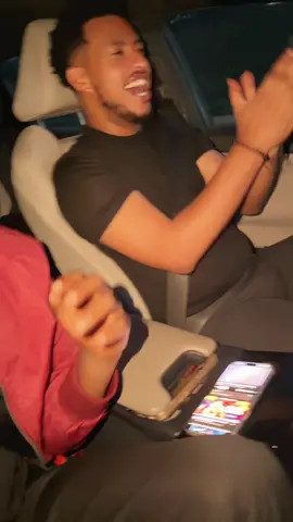 🎤❤️ ቀጣይ አብረን የትኛውን መዝሙር እንዘምር? 🎶🔥 👇 የምትወዱትን መዝሙር በኮሜንት ላይ ጻፉልኝ! 🙏❤️