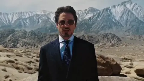 es mucho pedir ambos?#tonystark #ironman #drdoom #marvel #avengersdoomsday 