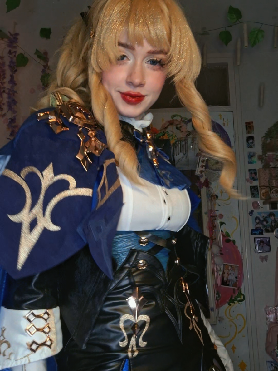 #clorivia #navia #clorinde #cosplay #genshin 