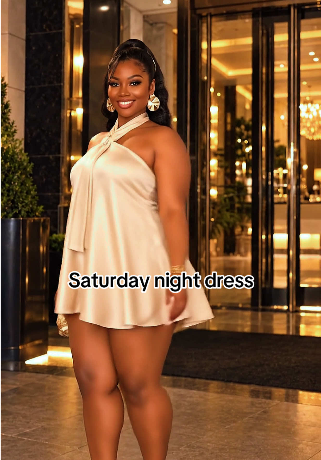 This dress deserves a moment from every angle! Like this look and follow for more curvy outfit inspiration#outfit #CurvyFashion #OOTD 