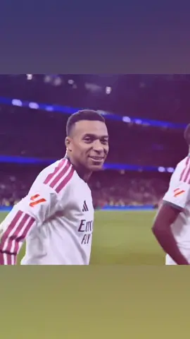 شكل الكلاسيكو 🔥😉#fyp #امبابي #برشلونه #ريال_مدريد #explore 