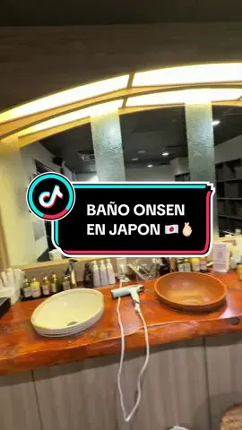 Me daba mucha curiosidad saber cómo eran los baños onsen tradicionales así que les comparto cómo son. Aproveché a grabar porque no había nadie, tenes que entrar desnud@ 🙈 #onsen #japon #ryokan #hiroshima #miyajima