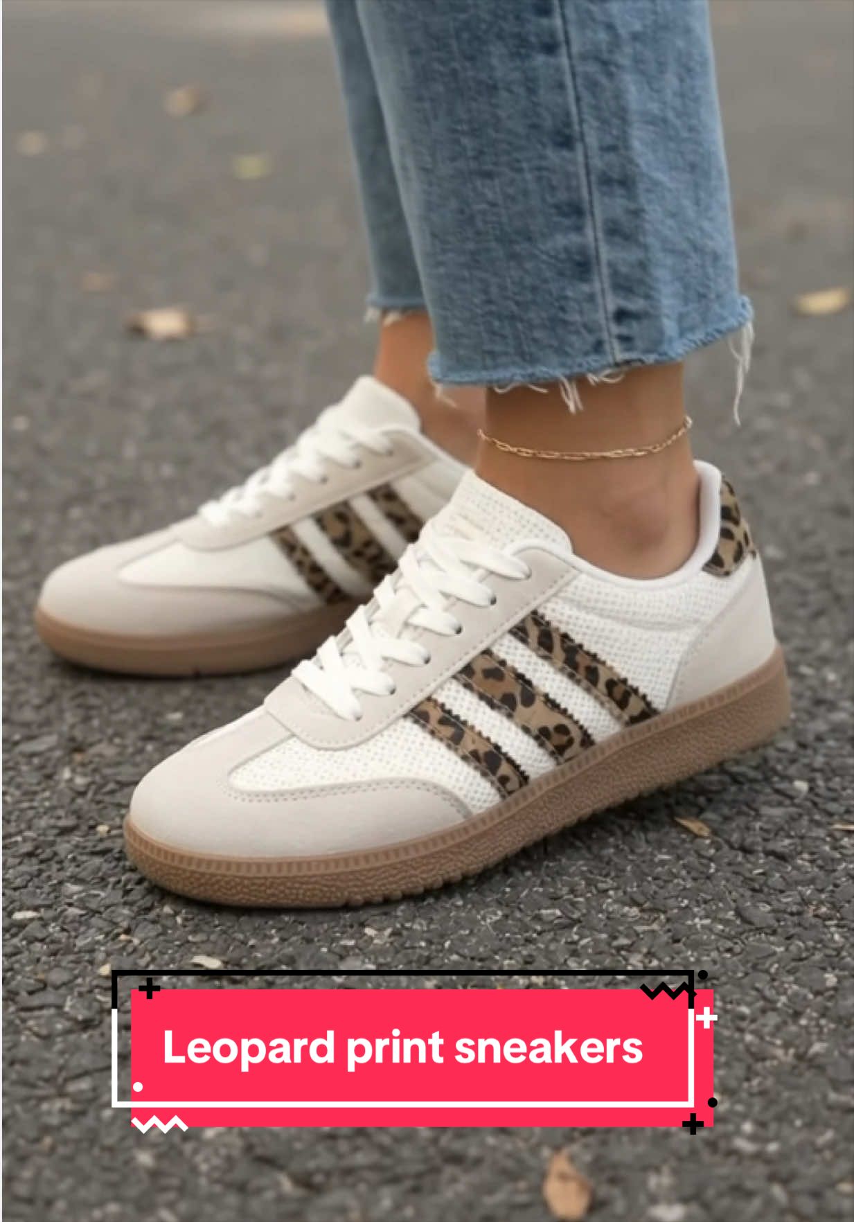 Great round toe space and grippy sole! #leopardprint #plussize #plussizesneakers #sneakersforwomen #womensneakers 
