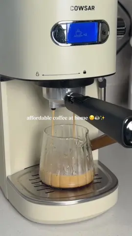 My affordable espresso machine 👏🏼 #espressomachine #affordableespressomachine #coffeeathome #cowsar #christmasgiftidea 