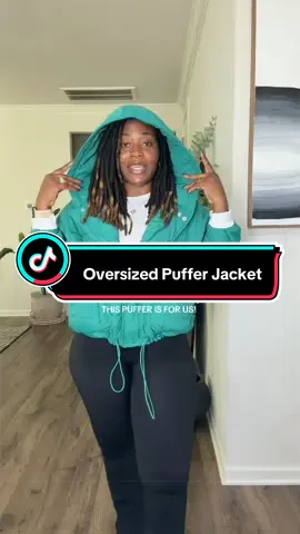 The oversized hood, the fit, the PRICE?!🔥 We found a winner! #TikTokShopCyberMonday #tiktokshopblackfriday #discoveryourgift #quiltedpuffer #pufferjacket 