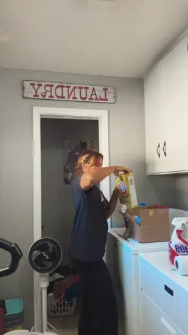 #oxiclean #laundry #viral #fyp #laundryday 