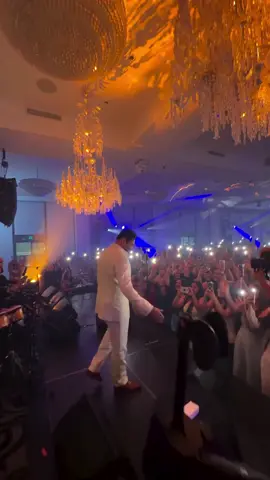 🇮🇶❤️🇦🇺 من القلب شكراً لجمهوري الغالي في سيدني على محبتكم وحضوركم الرائع في حفلنا الثاني ❤️ فرحتوني بتفاعلكم وأجوائكم الحلوة، وكانت ليلة ما تنسى بوجودكم. محبتكم ودعمكم هم سر نجاحي، وإن شاء الله نبقى دائماً على تواصل ومحبة. أحبكم هواية ❤️🎶 🇦🇺❤️ A heartfelt thank you to my amazing Sydney audience for your incredible love and support at our second concert! You made it another unforgettable night with your energy and enthusiasm. I’m truly grateful for all your love. Love you all! ❤️🎶 #حسام_الرسام #HussamAlRassam #Sydney #Australia #liveconcert