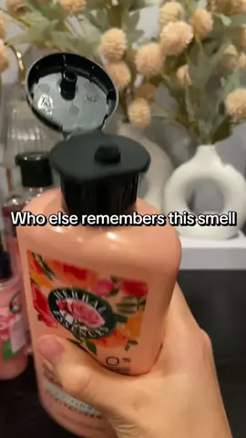 Ugh I love this smell #herbalessences #shampoo #condition #rosesmell #hairmist 