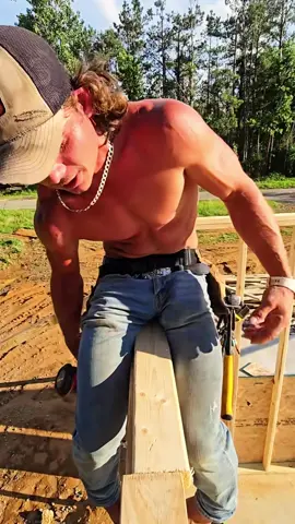 #woodconstruction #carpentry #woodcutting #woodworker #DIY 