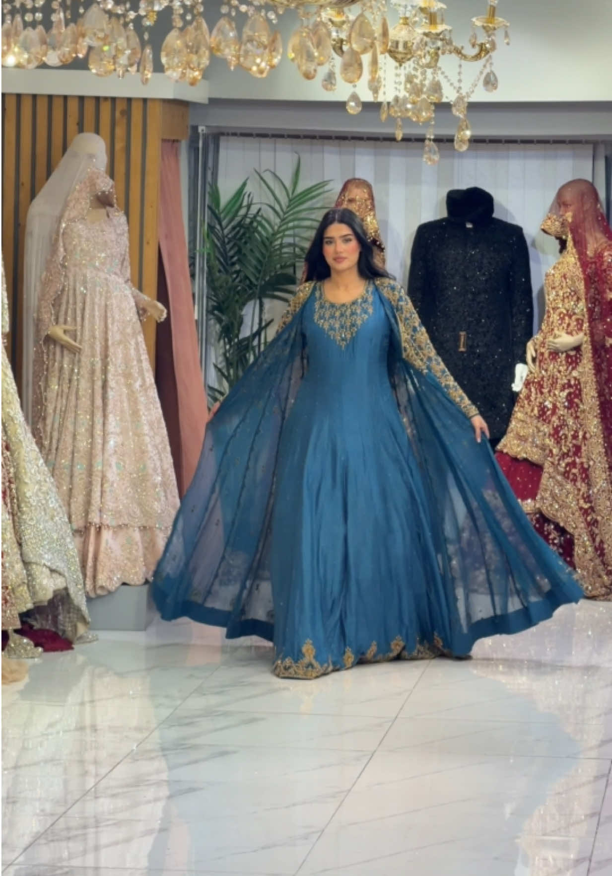 WATCH FULL👀 AMAZING NEW MOST BEAUTIFUL LONG DRESS ANGRAKHA STYLE OUTFIT🫠❤️#7aatrang #fyp #dontunderviewmyvideos🥀 #unfreezemyaccount #viral 