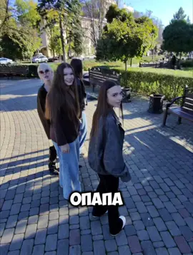 Украл популярную тиктокершу @kri.ssz   #девушка #знакомство 