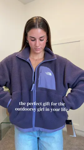 Since when does north face have colors like this??🍇✨ #northface #northfacepufferjacket #giftideas #fleecejacket 