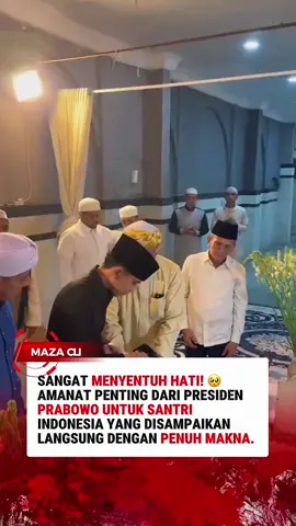 Bikin adem dan penuh makna! 🥺 Momen hangat saat silaturahmi sekaligus menyampaikan pesan penting bagi kemajuan para santri di tanah air. ✨ Adab dan rasa hormat yang ditunjukkan benar-benar patut diapresiasi. Tonton sampai habis dan bagikan video ini ya! 👇 #jhzmt113 #ponpesdalwa #gibranrakabuming #khmarsudisyuhud #pendidikanpesantren 