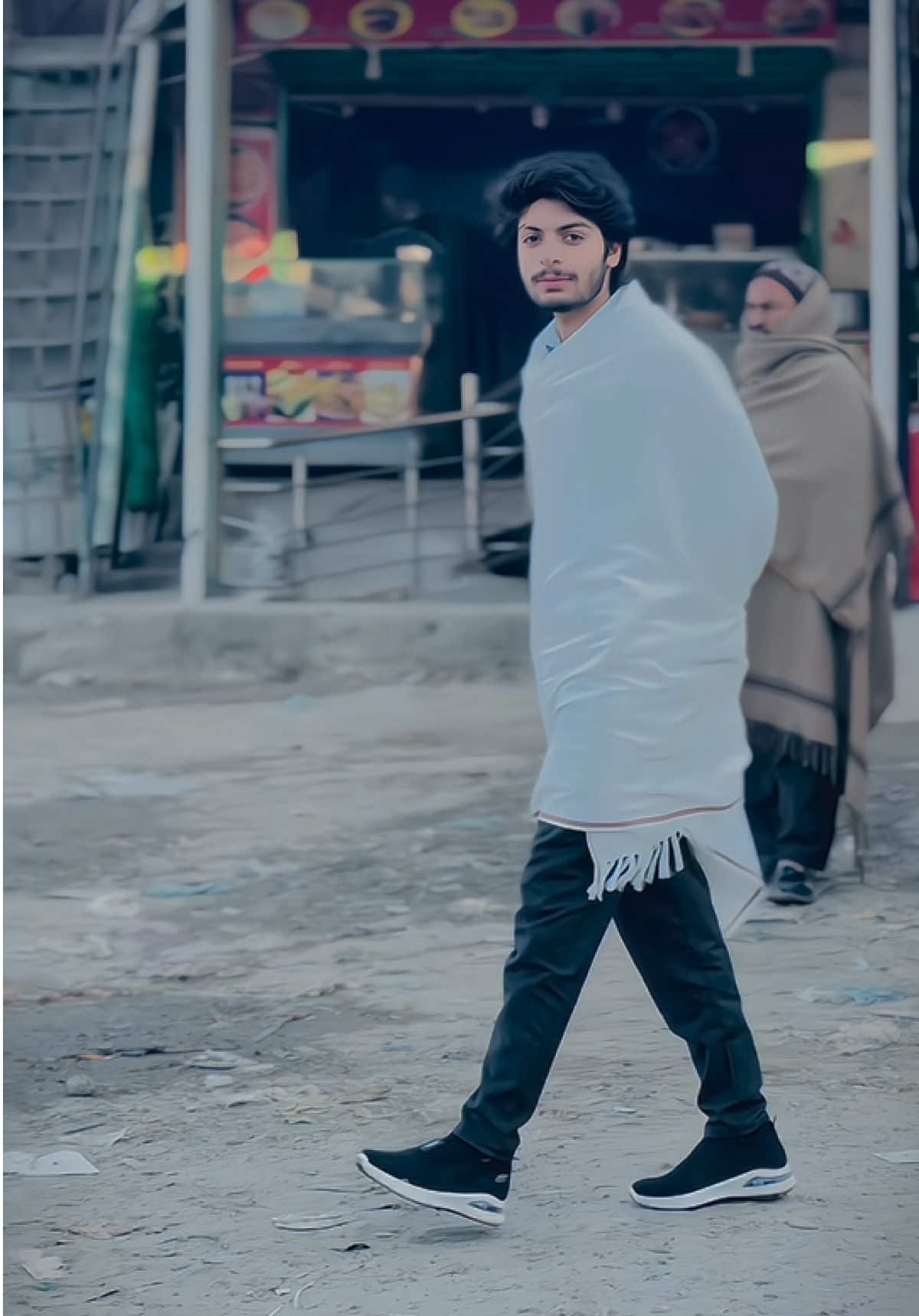 Kon kon pti k sath hy g ? #samikhanswati🔥 #viralvideo #fyp #sirenvalley #hazara  @J i y a ❤️‍🩹 