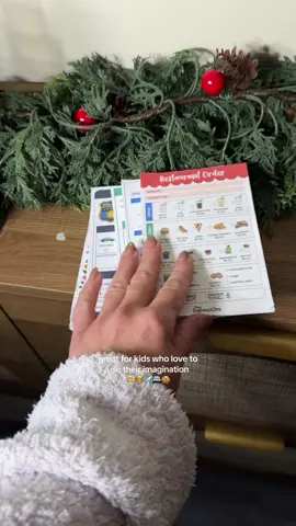 These play pretend notepads are so much fun for kids who love to use their imagination and play pretend! #Pretend #Preschool #Imagination #Toddlers #ChristmasGifts 