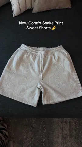 The new snake print is clean 🤌#comfrtclothing #comfrt #loungewear #sweatshorts #loungeshorts 