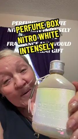 #perfumebox #nitrowhiteintensely #fragrancetiktok #tiktokshopblackfriday #tiktokshopcreatorpicks @perfumeboxusa 