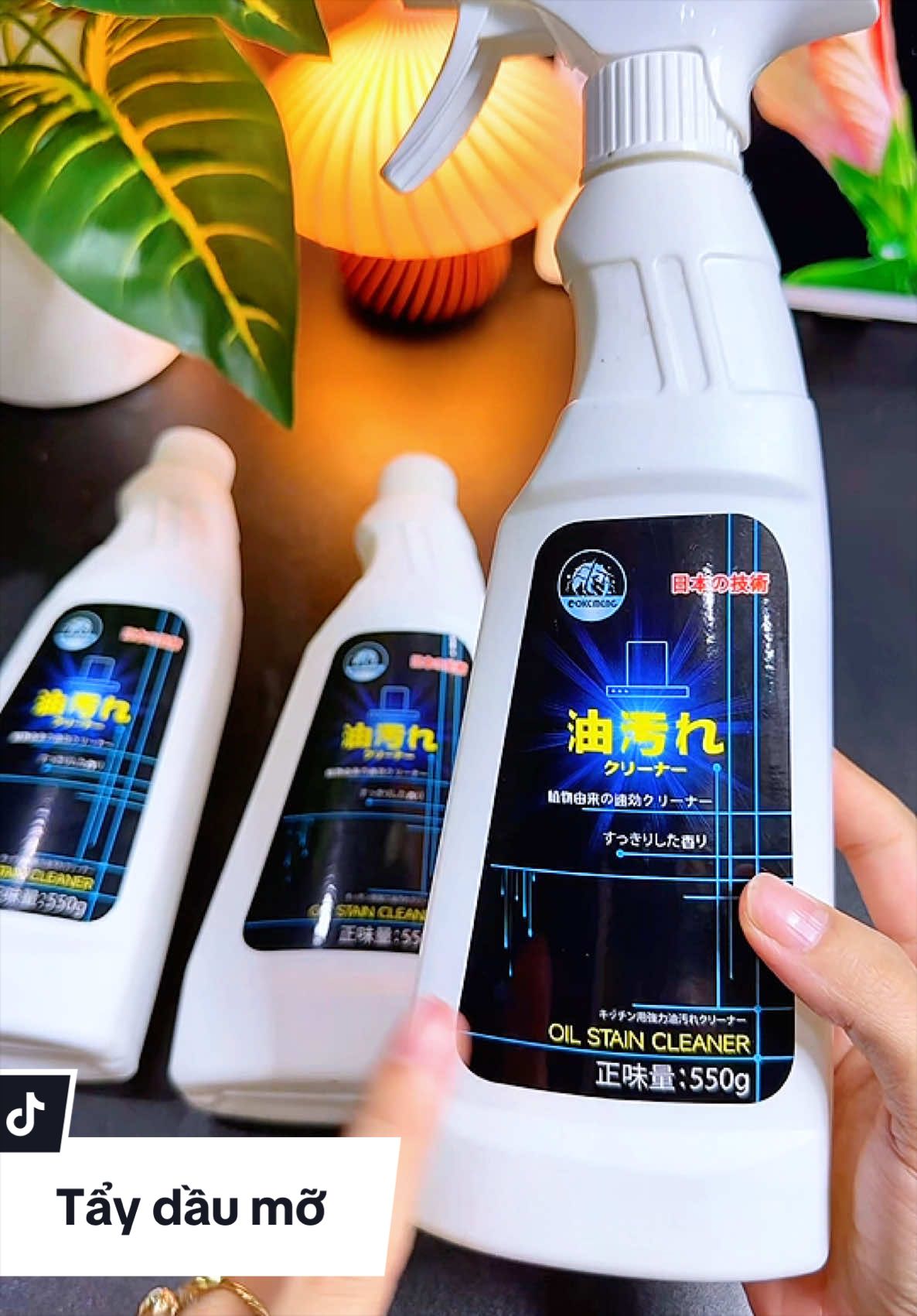 Xịt tẩy dầu mỡ nhà bếp sạch xoong nồi #taydaumo #taydaumobep #giadungtienich #phuonggiadung7 