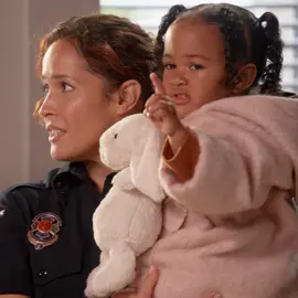 Une petite « papa » sans réponse #whattowatch #fyp #tvshow 