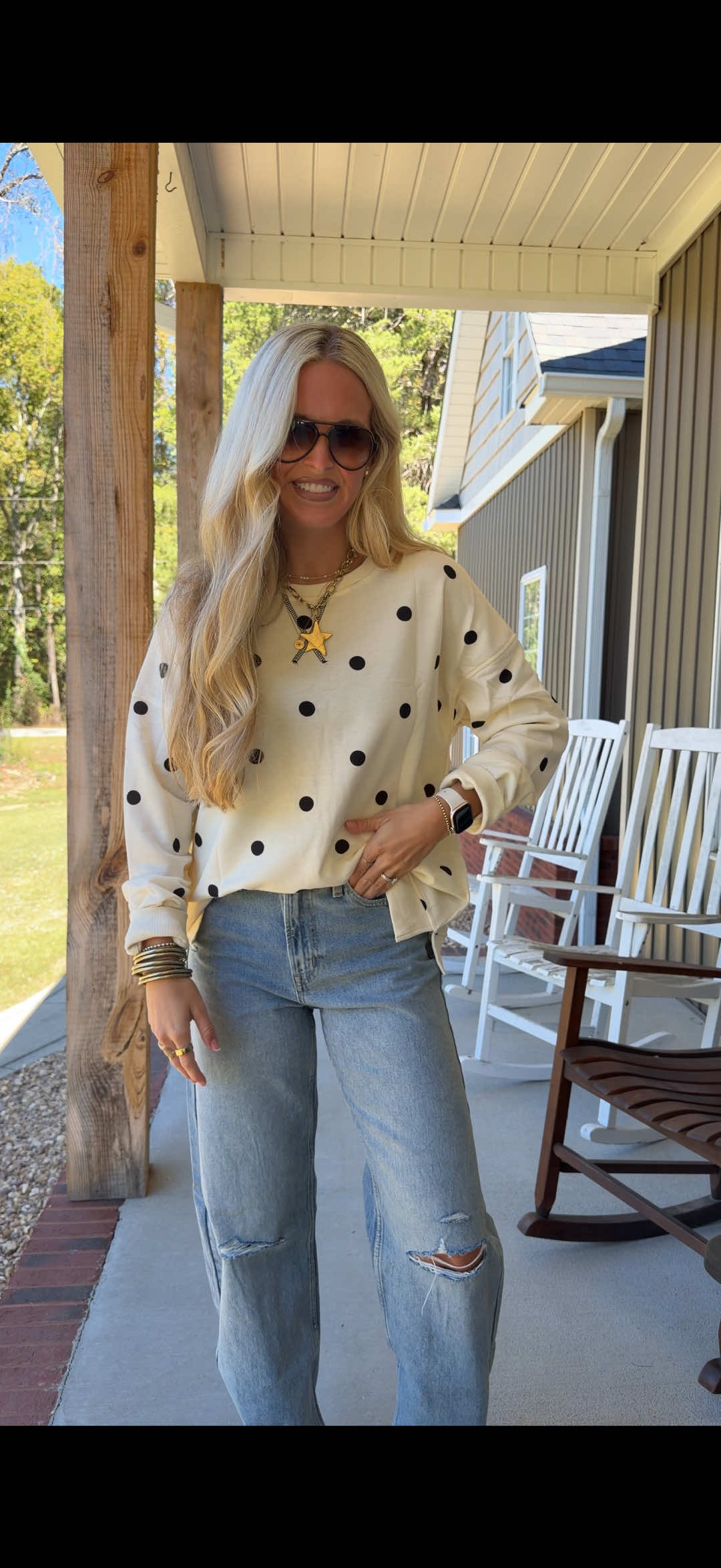 Such a cutie casual sweatshirt to throw on during the fall and winter! Great quality too #TTSBFCM #tiktokshopcreatorpicks #tiktokshopblackfriday #fallsweatshirt #polkadotsweatshirt 