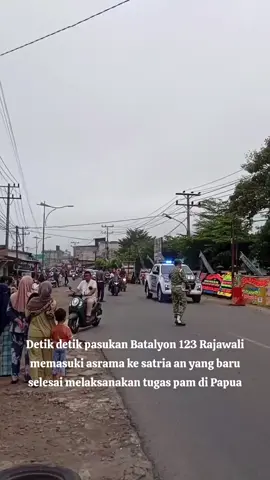 Detik detik anggota Batalyon 123 Rajawali memasuki Markas ke satria an setelah selesai tugas pam di papua #fyp #Viral #foryou #batalyon123rajawali @zaksumatera1 @🇮🇩Ahmad Efendi Harahap 🇦🇪 @ALSBISSER2 @Torres 09 @Alif Anugrah @MURSAL SILALAHI  OFFICIAL @SODREK SAYURMATINGGI 📷📸 @Damar Harahap @ANTAR_KOTA @Pan @sumatra official 