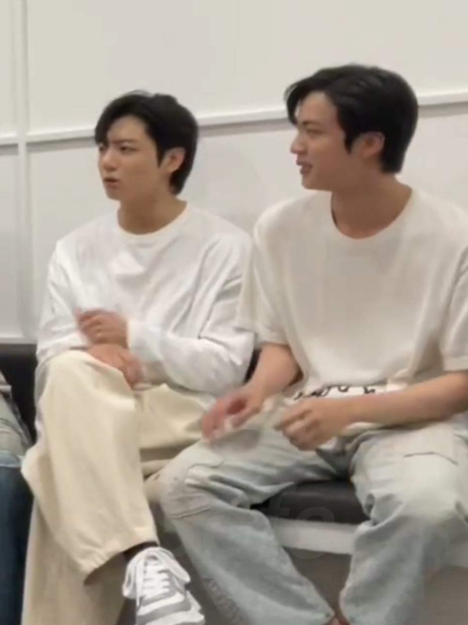 I love Jinkook hahaha #jungkook #jin #bts 
