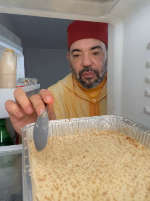 The kin is eating after the match #شعب_صيني_ماله_حل😂😂 #maroc #footballskills