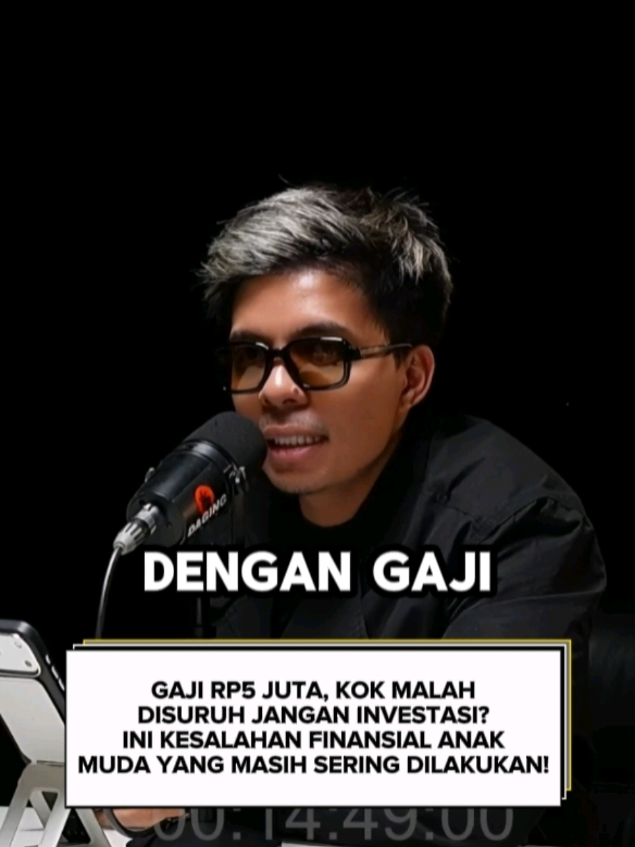 GAJI RP5 JUTA? JANGAN ASAL INVESTASI SEBELUM TAHU INI! Punya gaji Rp5 juta bukan berarti harus langsung terjun ke dunia investasi. 💰 Anak muda perlu memahami pentingnya membangun dana darurat dan meningkatkan kemampuan menghasilkan uang (earning power) sebelum mengejar keuntungan investasi. Karena fondasi keuangan yang kuat dimulai dari pengelolaan uang yang tepat, bukan sekadar ikut tren! @Dupoin Futures  #dupionfutures #dupionindonesia #dpxgcpk1  #FinansialAnakMuda  #EdukasiKeuangan 