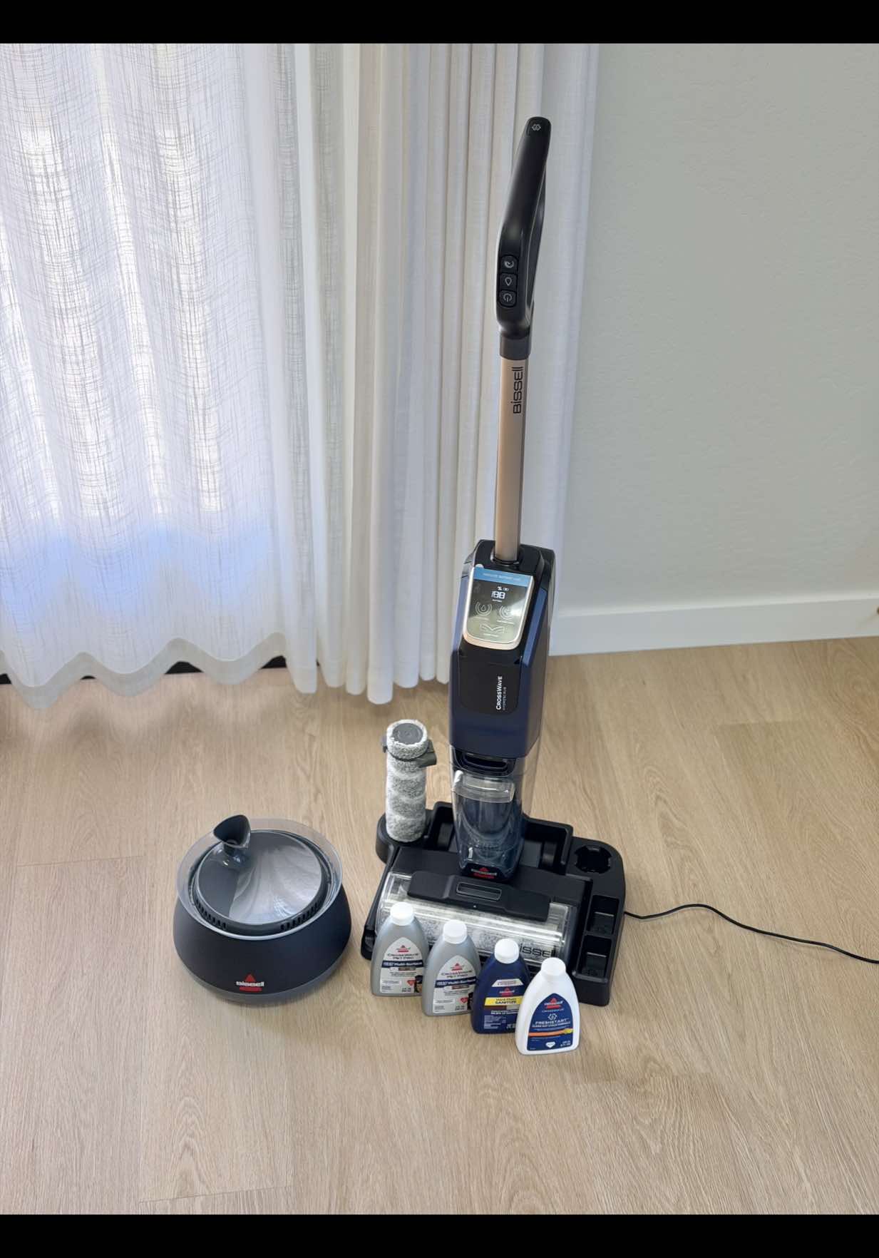 The must-have for anyone who's tired of vacuuming AND mopping👀#founditonamazon #amazonhome #cordlessvacuummop #wetdryvacuum #petownerfinds