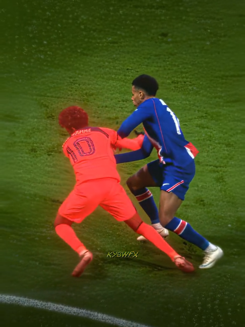 Doue vs Yamal 🔥. || SEM PARA - (Slowed). || #doue #desiredoue #psg #fypシ゚ #viral #aftereffect #edit #lamineyamal  Ib : @1omarfx​