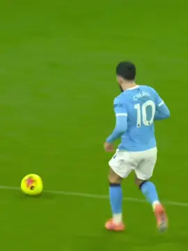 Best technical midfielder itw 💎🇫🇷 #cherki #manchestercity #futebol #dribbling #entretenimentoemdobro 