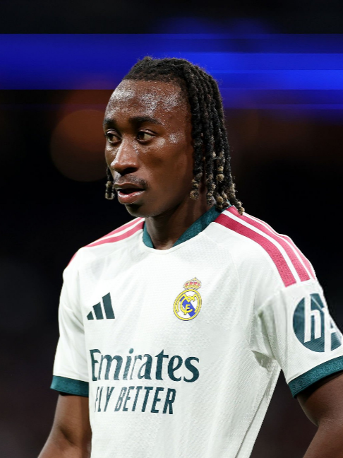 🔥 Yan Diomande aprovechó su oportunidad en la Champions con un golazo y una asistencia que abren el debate en el Real Madrid. ¿Merece ser titular por delante de Vinícius? 👀⚽️ #futbol #tiktokfootball #noticiasdefutbol #realmadrid #champions #diomande #fyp #parati #viral