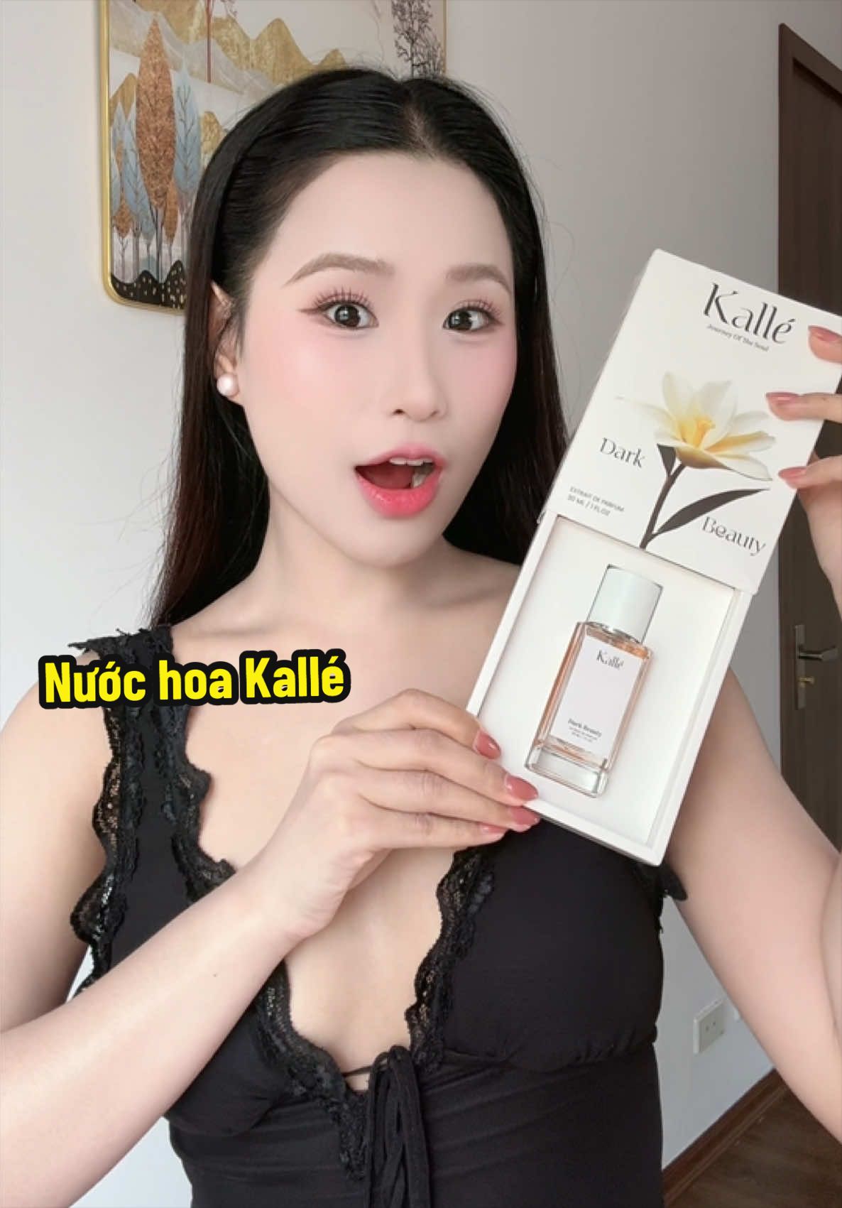 He he he mấy bà xịt thử đi mày cực kỳ luôn đó ạ 🙄🙄💋💋 @kallefeumvn   #kallefeum #darkbeauty #nuochoa #perfume 