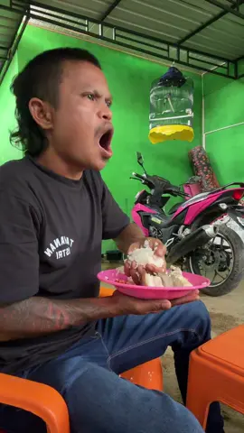 Makan dulu ketua#fyp 