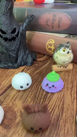 Este calendario de Adviento de squishies es el detalle perfecto para las fechas navideñas #DetallesNavideños #IdeasParaNavidad #JugueteAntiestres #CalendarioSorpresa #NavidadDivertida