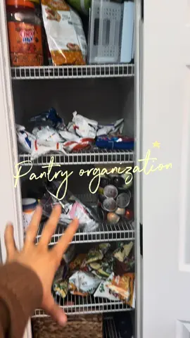#pantry #organization #kitchenorganization #KitchenHacks #organizers 