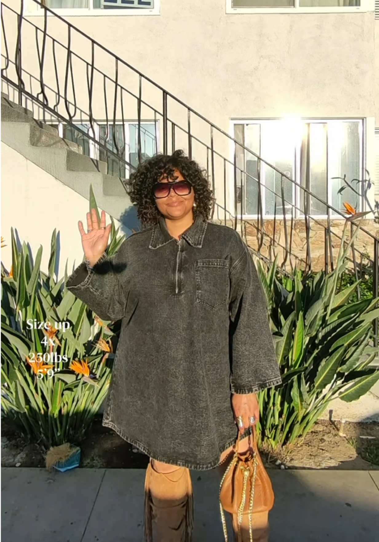 This dress is perfect just in time for fall. #denimdress #fyp #falloutfits #fallfashioninspo 